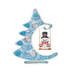 Juletræ med snemand på stander i diamond paint